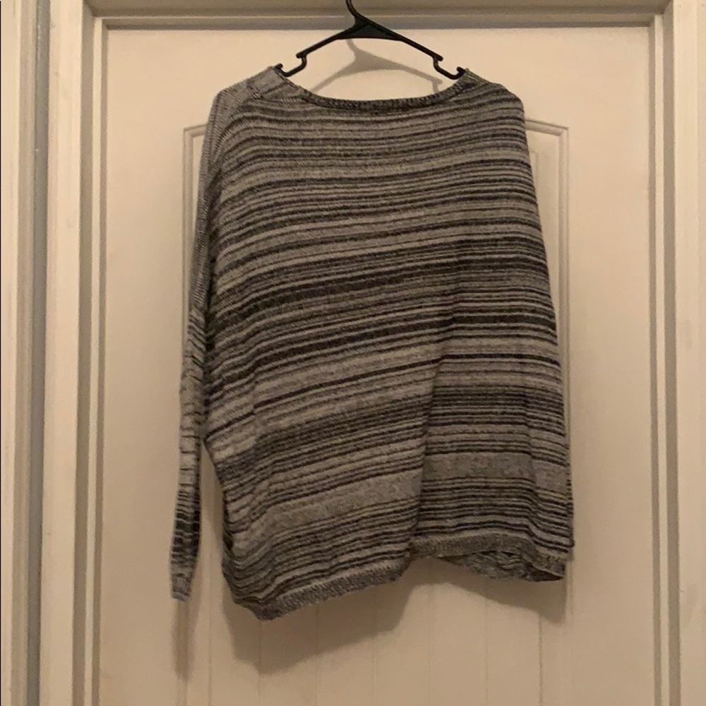Gray Rxb sweater - Picture 2 of 2